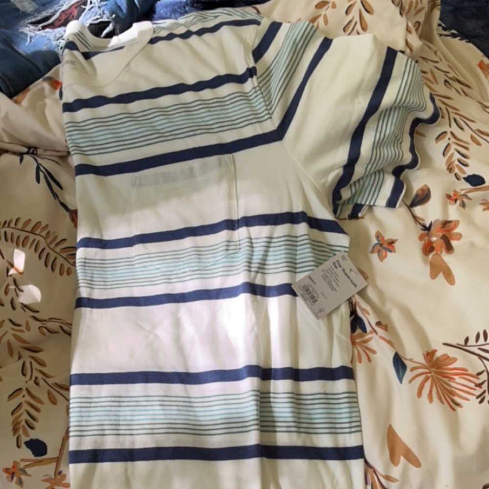 Men’s striped shirts
